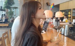 露西亚的情人下载